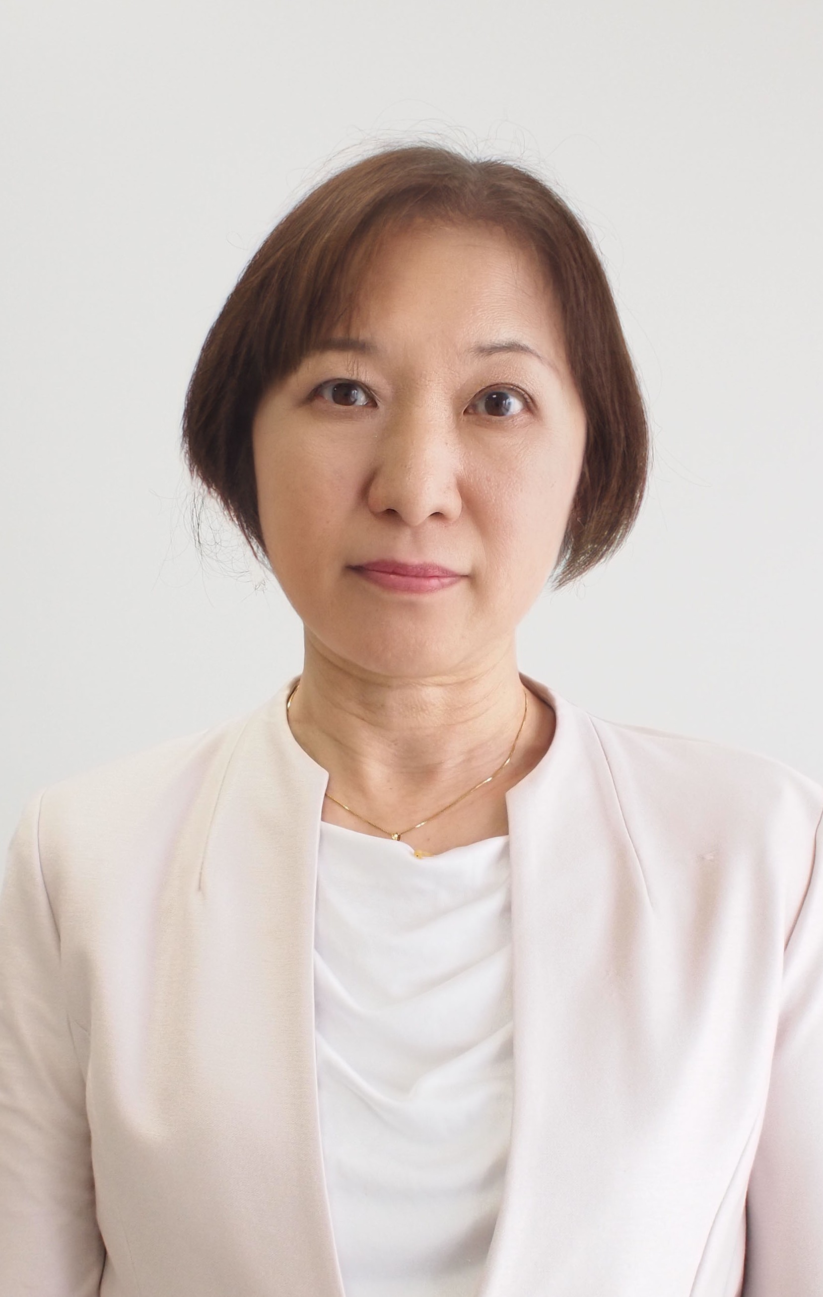 鈴木麻美学校長